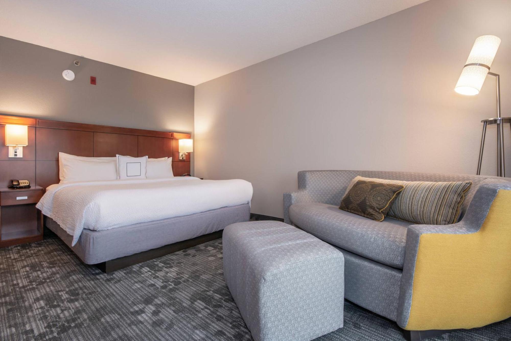 Courtyard By Marriott Charlotte Lake Norman Huntersville Exterior foto