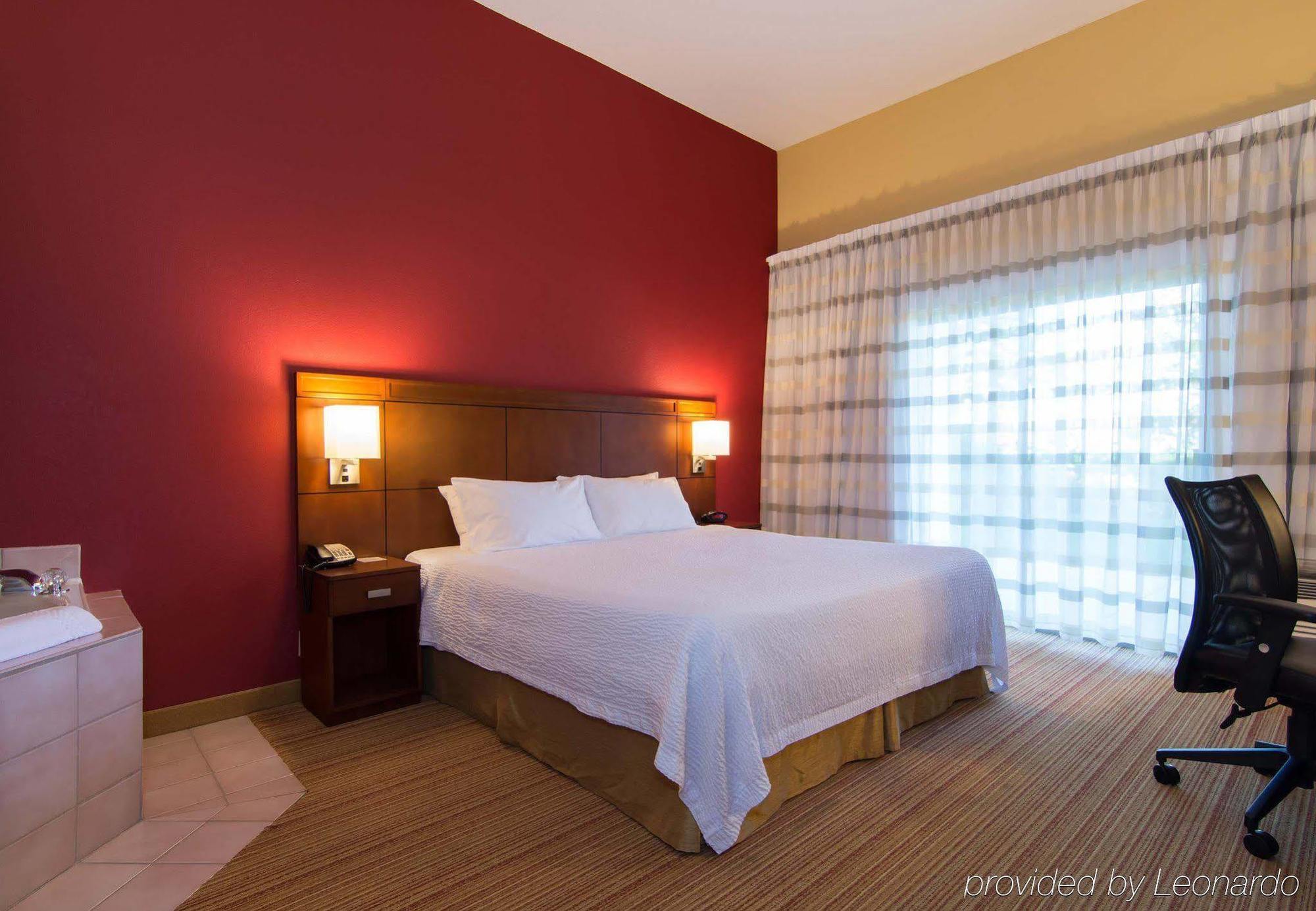 Courtyard By Marriott Charlotte Lake Norman Huntersville Exterior foto